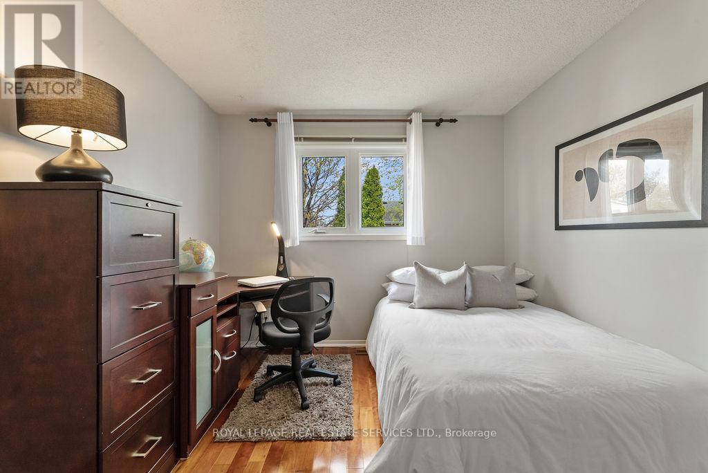161 Riverview Street, Oakville (Br Bronte), Ontario  L6L 5S2 - Photo 19 - W12440723
