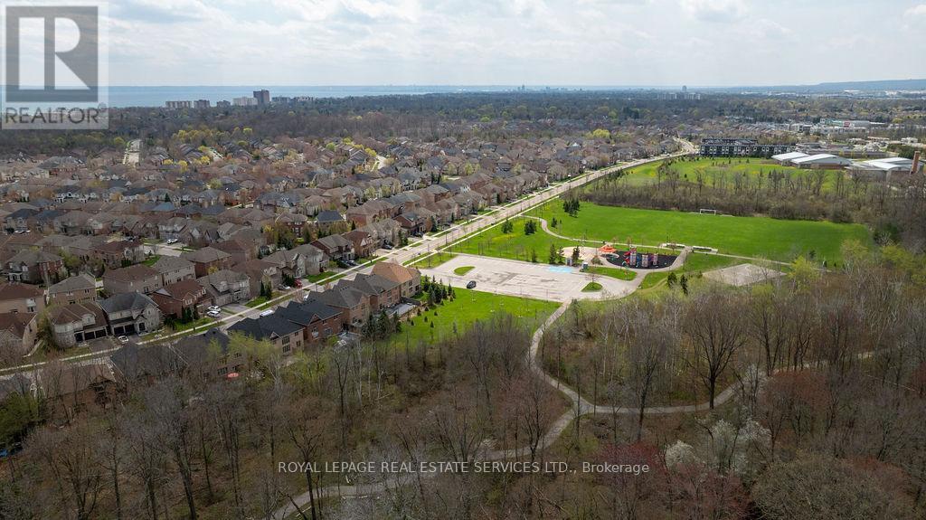 161 Riverview Street, Oakville (Br Bronte), Ontario  L6L 5S2 - Photo 37 - W12440723