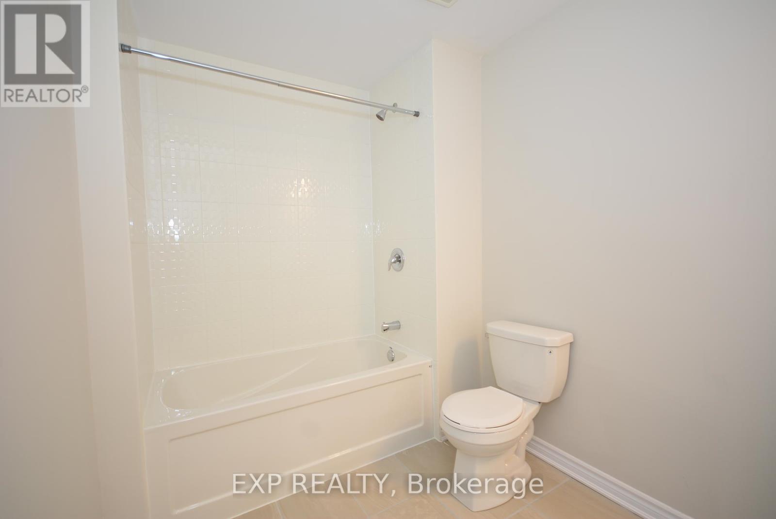 316 - 150 Oak Park Boulevard, Oakville, Ontario  L6H 0E7 - Photo 12 - W12440739