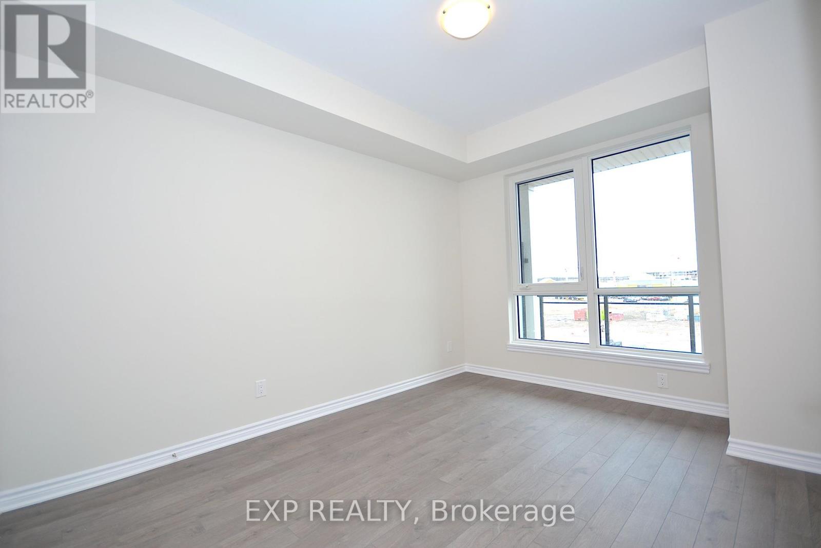 316 - 150 Oak Park Boulevard, Oakville, Ontario  L6H 0E7 - Photo 6 - W12440739
