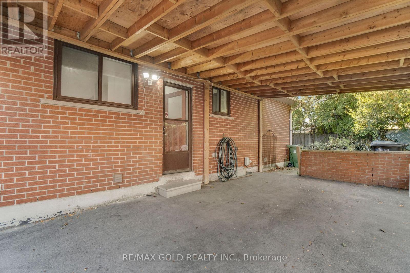 6 Midhurst Drive, Toronto, Ontario  M9V 1Z7 - Photo 47 - W12440755