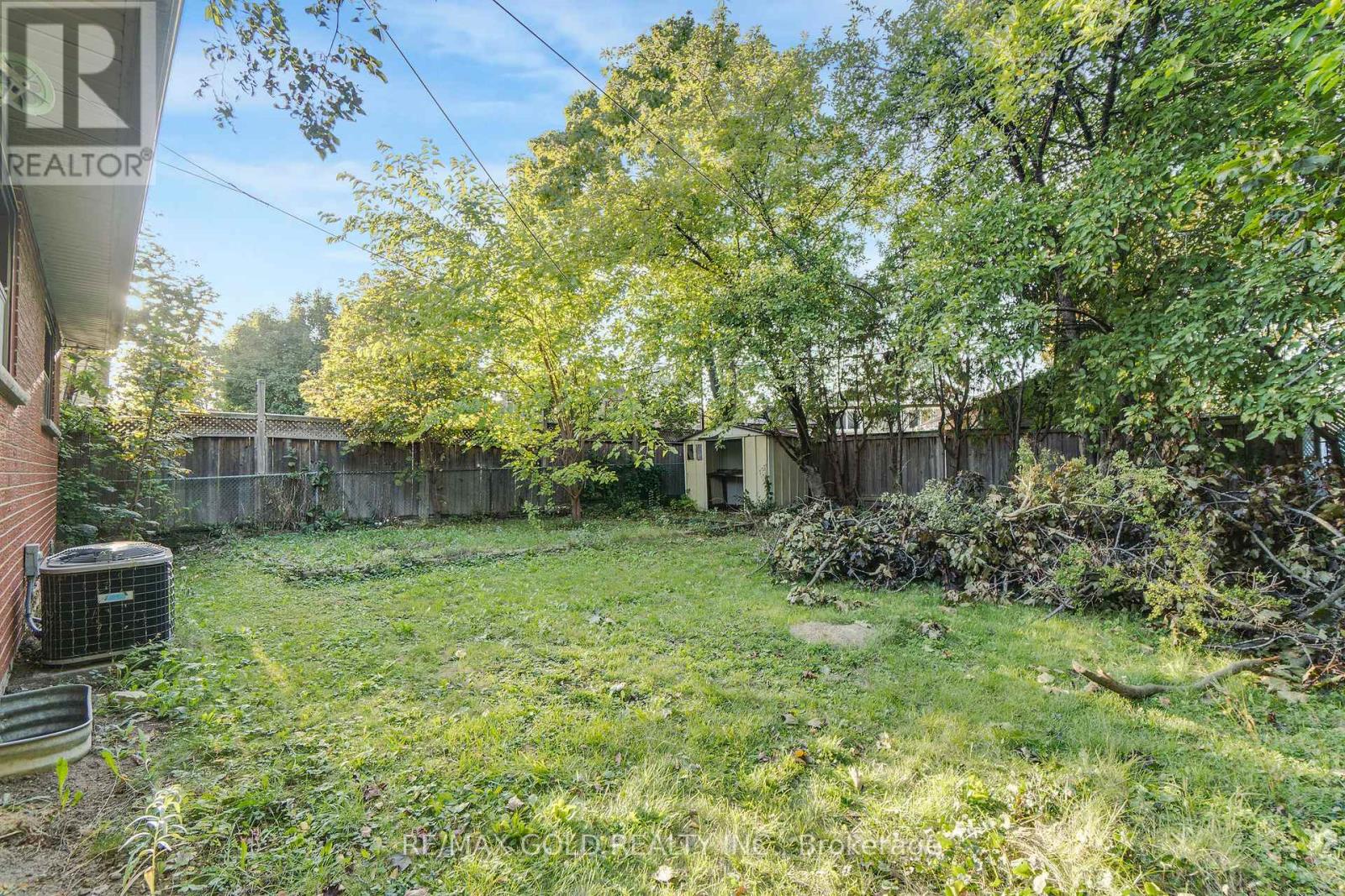 6 Midhurst Drive, Toronto, Ontario  M9V 1Z7 - Photo 48 - W12440755