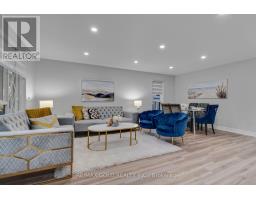 6 MIDHURST DRIVE, Toronto, Ontario