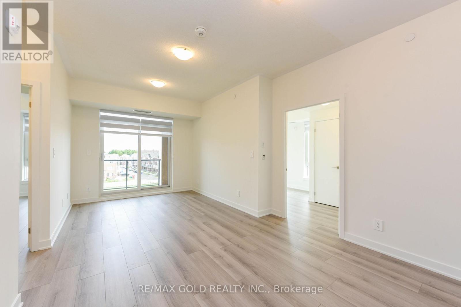 407 - 1440 Clarriage Court, Milton (Fo Ford), Ontario  L9E 1B3 - Photo 12 - W12440770