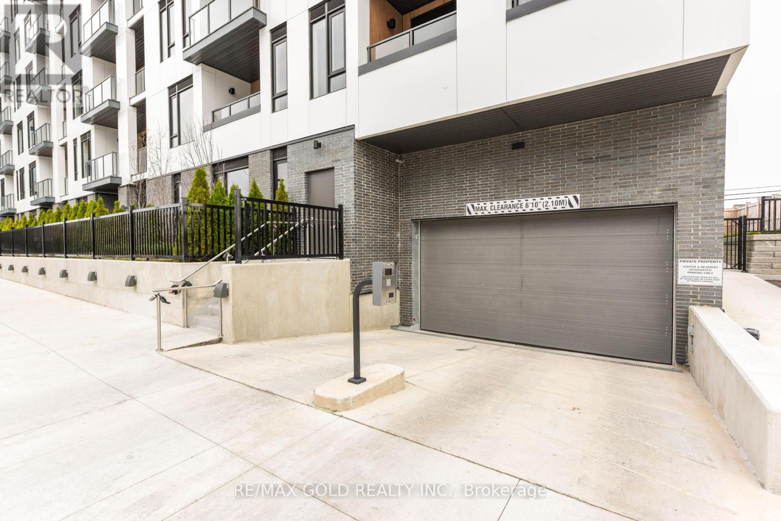 407 - 1440 Clarriage Court, Milton, Ontario  L9E 1B3 - Photo 42 - W12440770