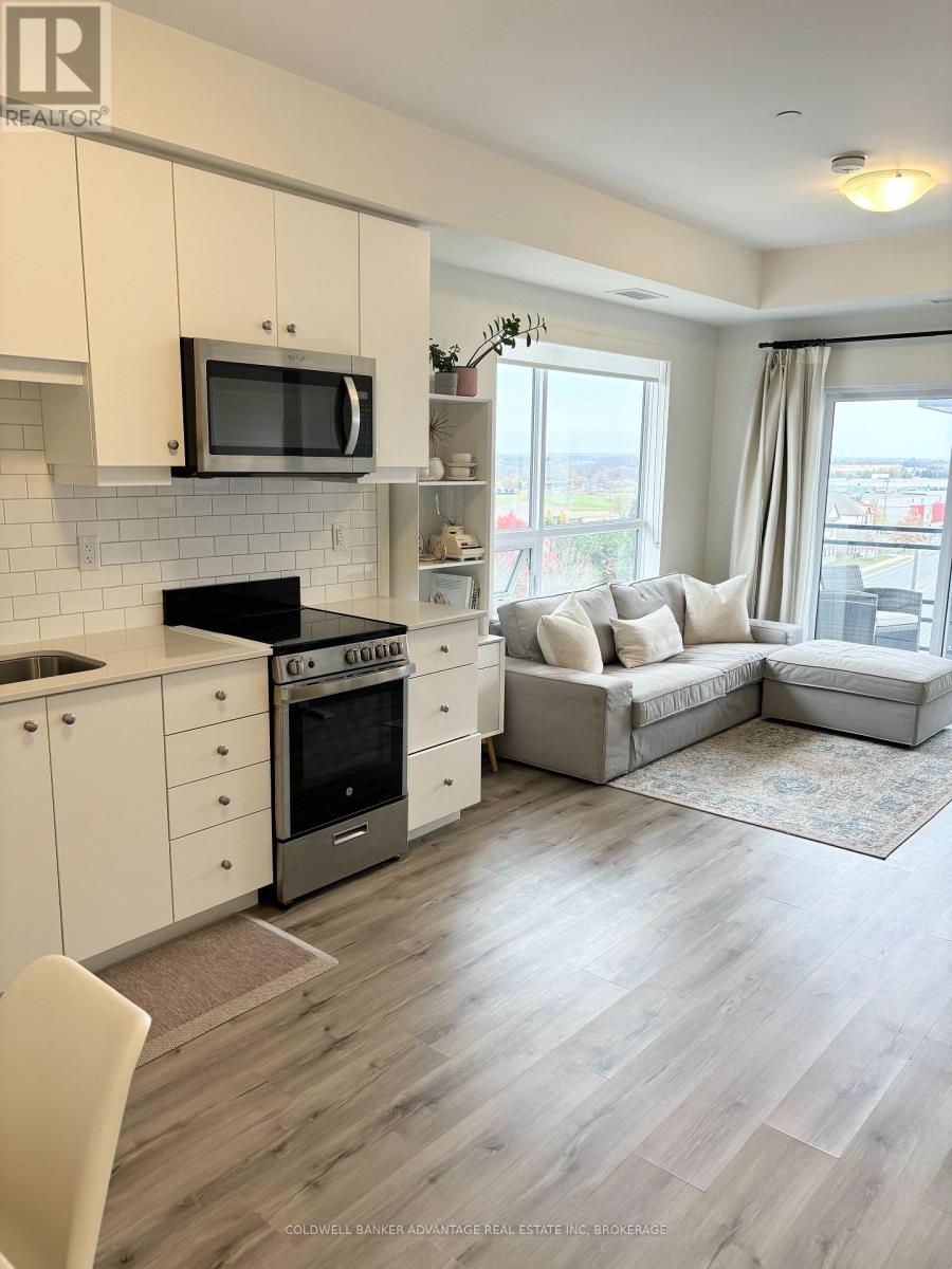 612 - 243 Northfield Drive, Waterloo, Ontario  N2K 0H2 - Photo 1 - X12440827
