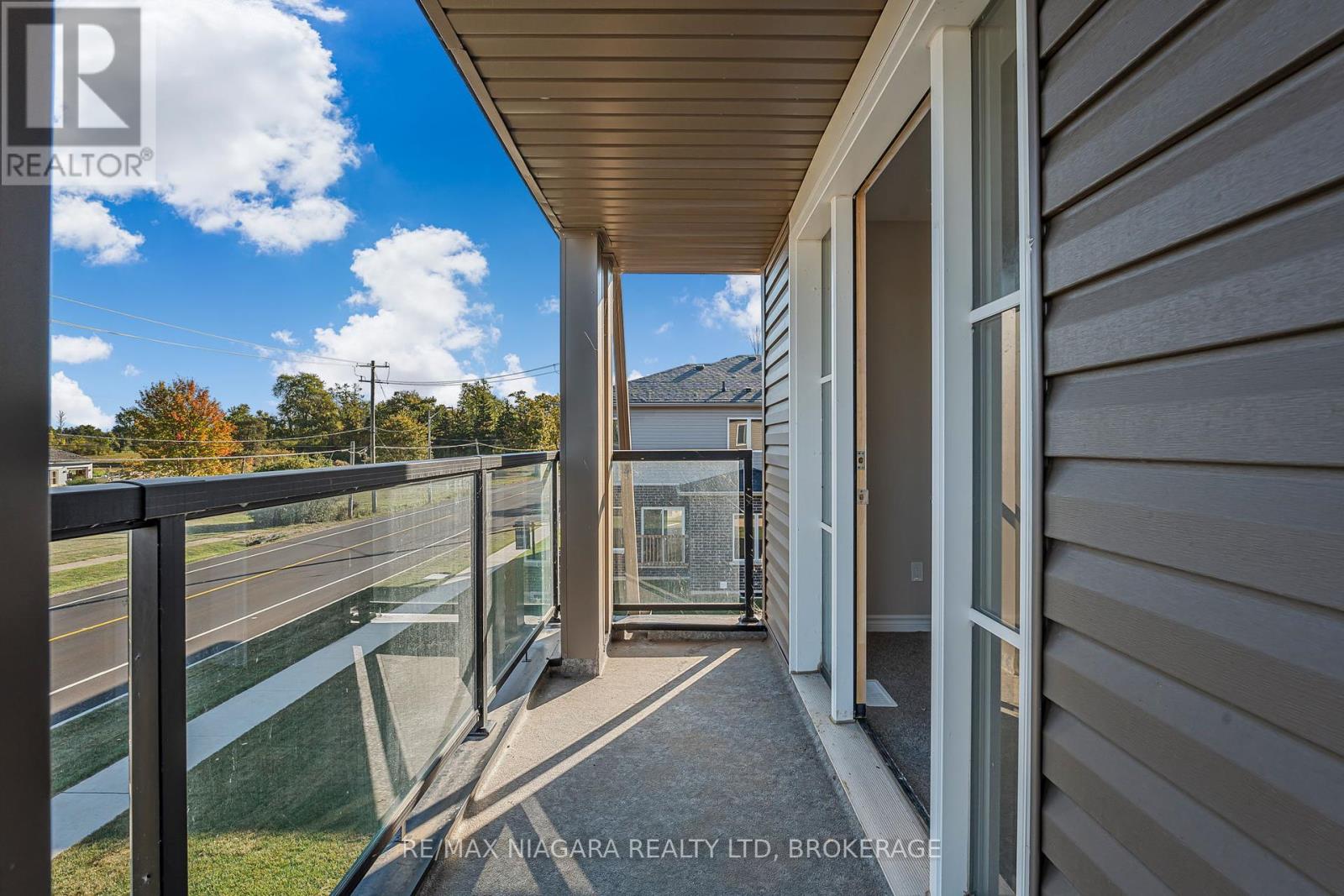 3219 Dominion Road, Fort Erie (Ridgeway), Ontario  L0S 1N0 - Photo 26 - X12440854