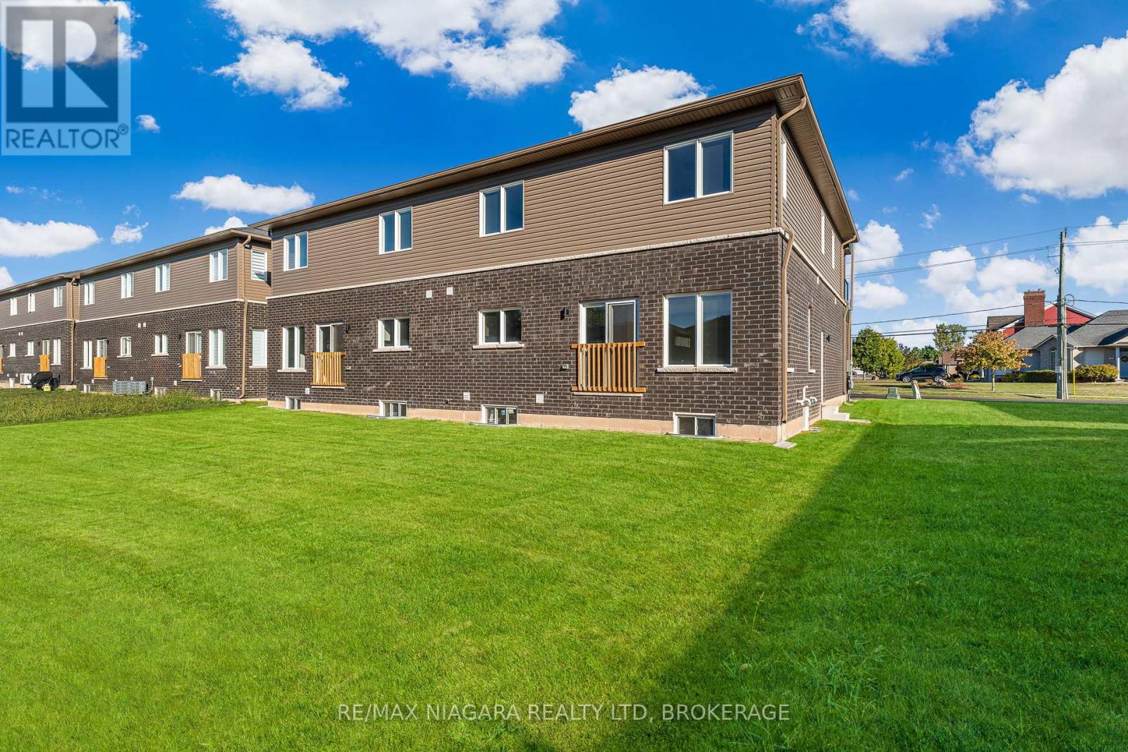 3219 Dominion Road, Fort Erie (Ridgeway), Ontario  L0S 1N0 - Photo 40 - X12440854
