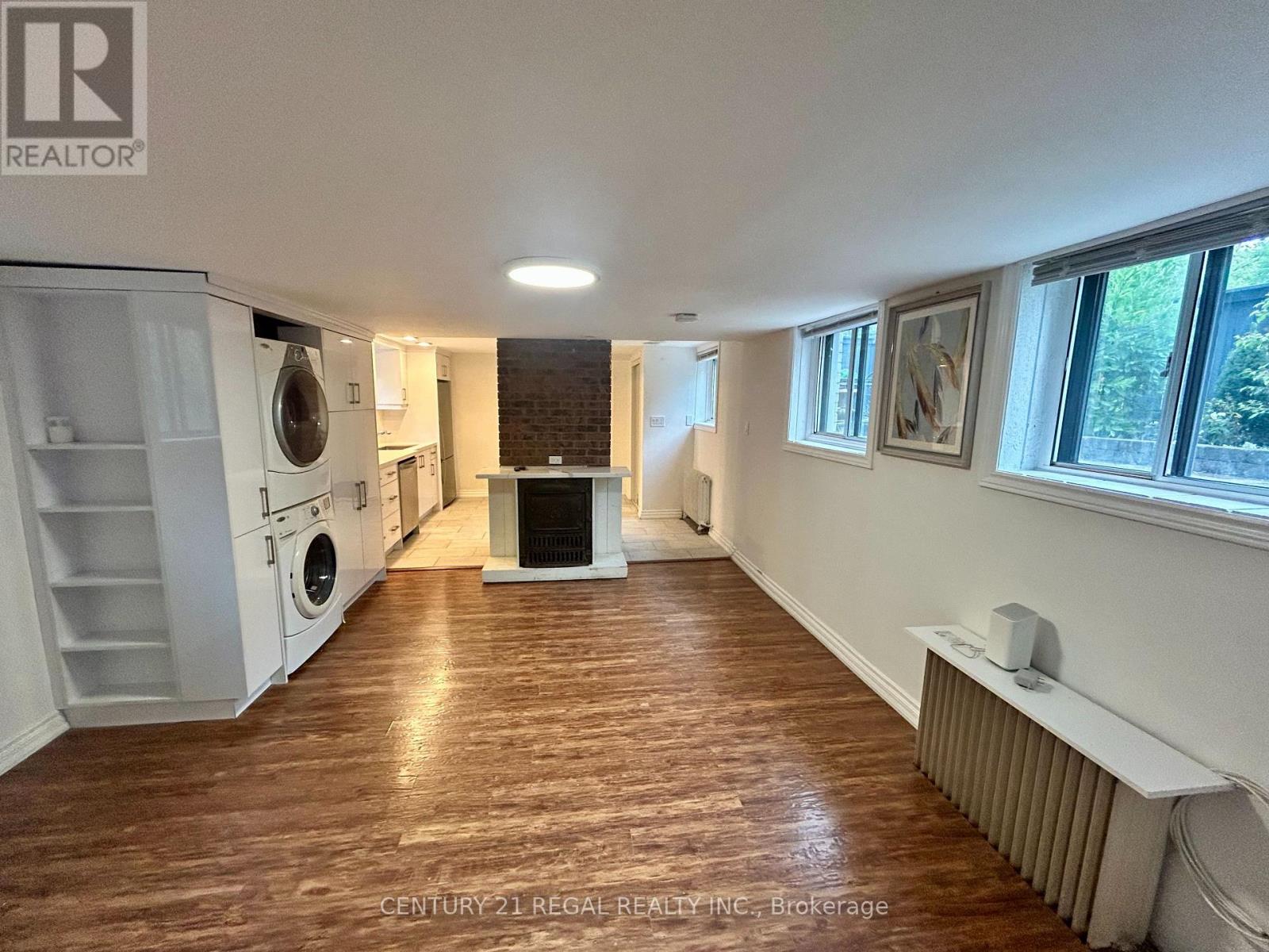Lower - 394 Summerhill Avenue, Toronto, Ontario  M4W 2E4 - Photo 3 - C12393670