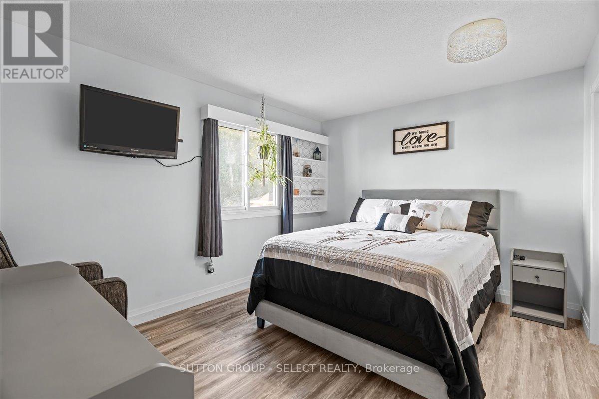 169 Saddy Avenue, London East, Ontario  N5V 4N1 - Photo 17 - X12440708