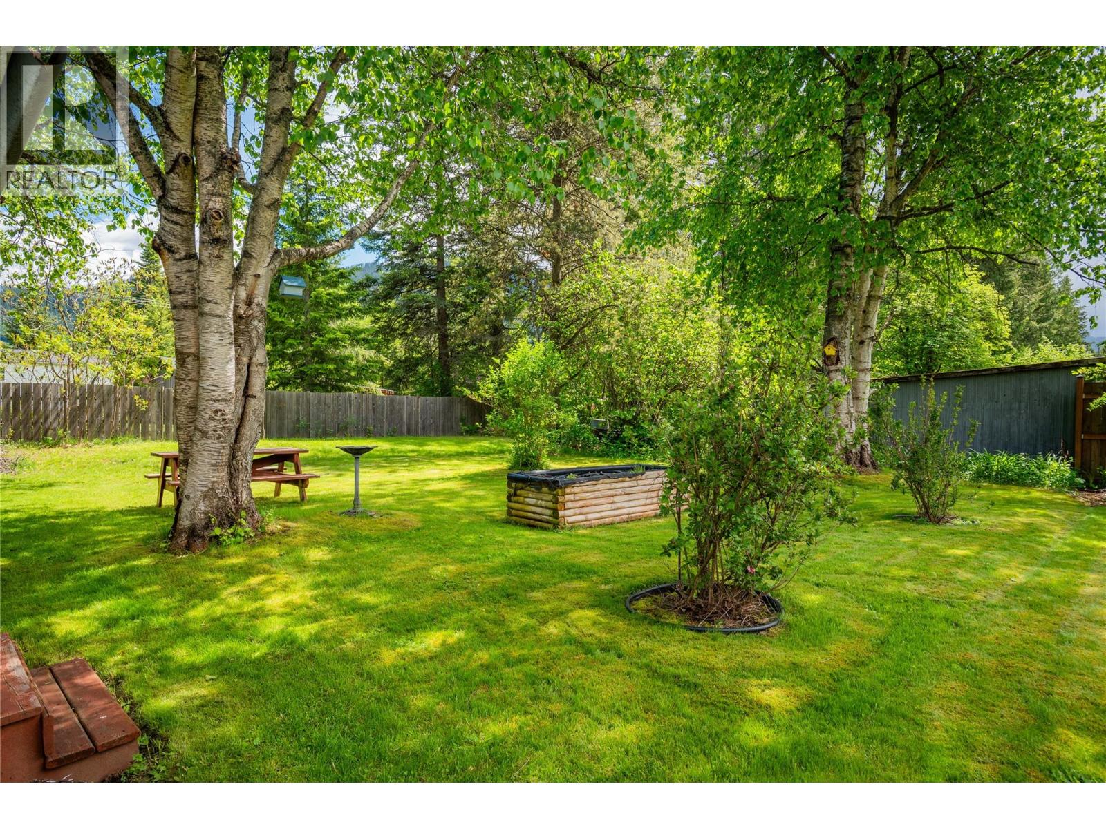 2718 Fir Drive, South Slocan, British Columbia  V0G 2G1 - Photo 10 - 10364491