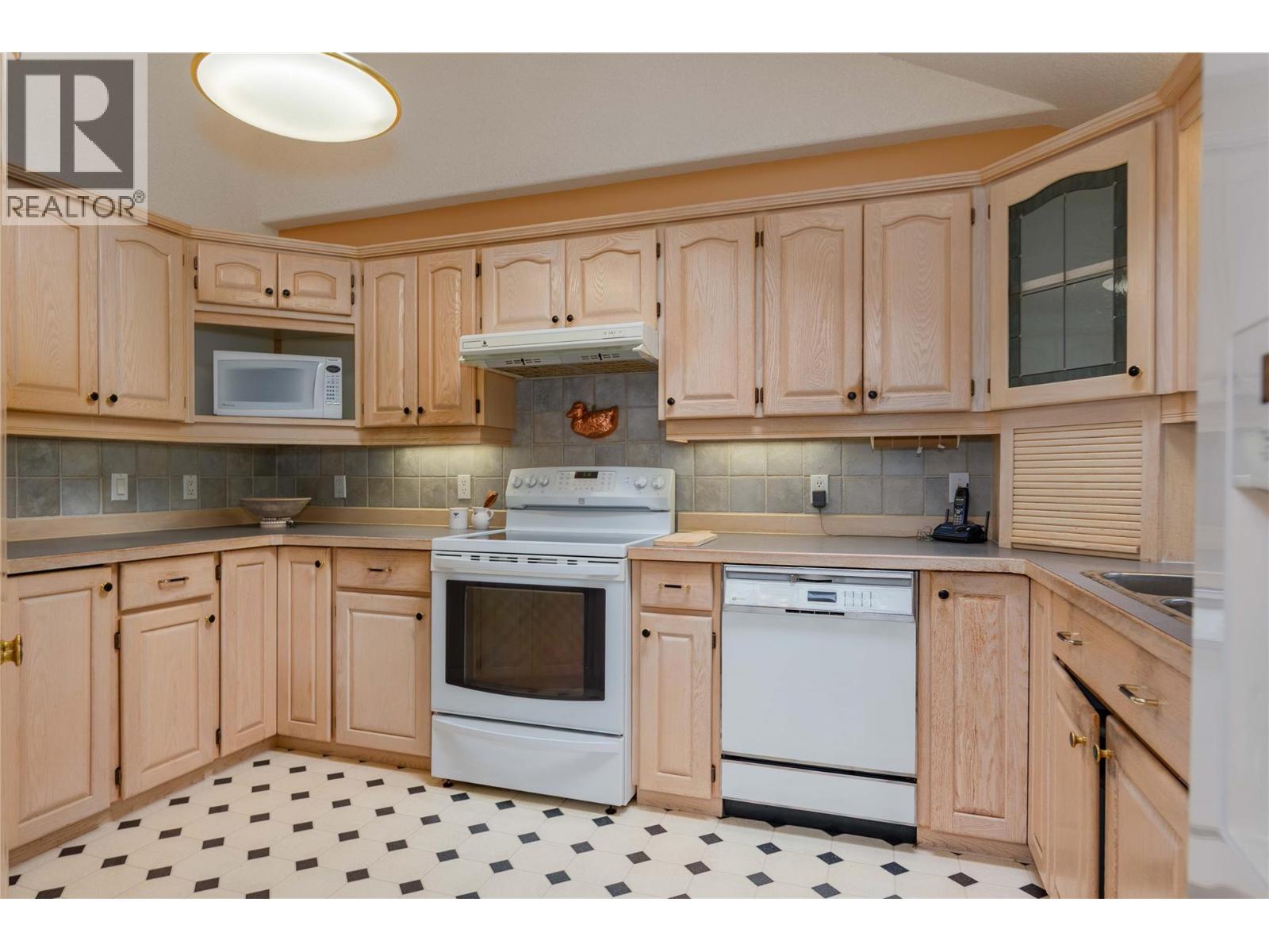 2718 Fir Drive, South Slocan, British Columbia  V0G 2G1 - Photo 19 - 10364491