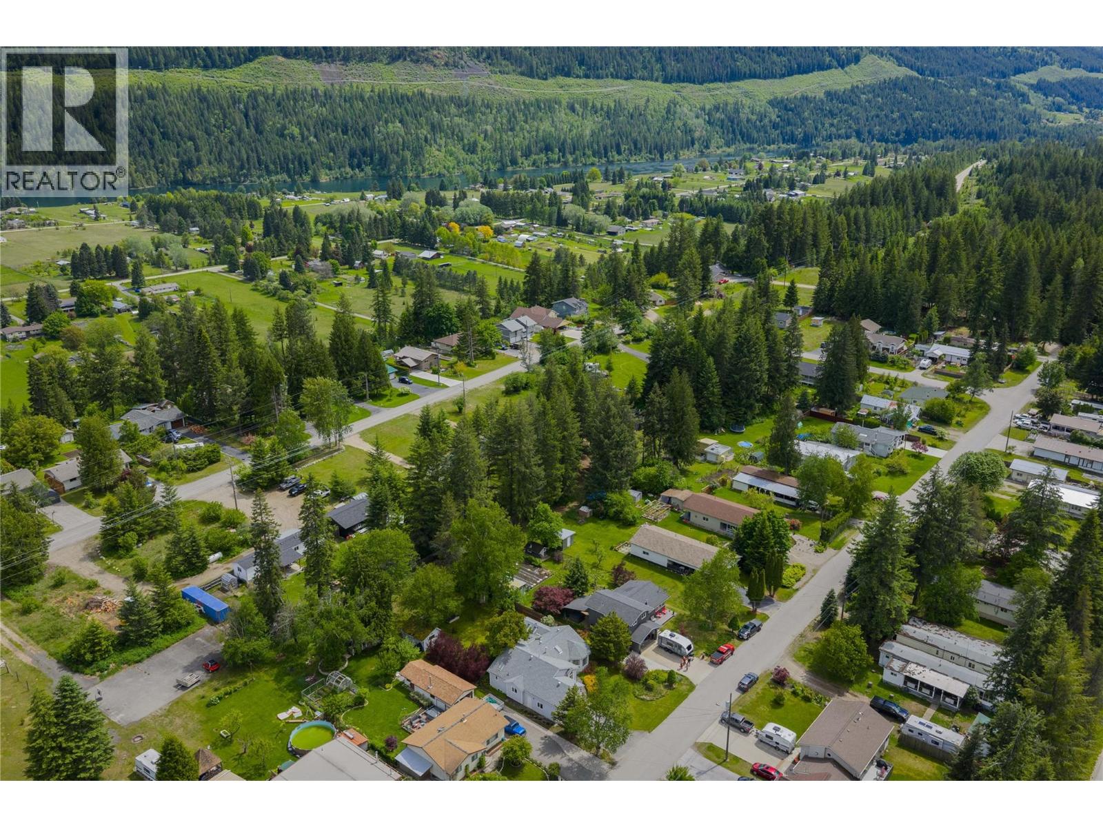 2718 Fir Drive, South Slocan, British Columbia  V0G 2G1 - Photo 47 - 10364491