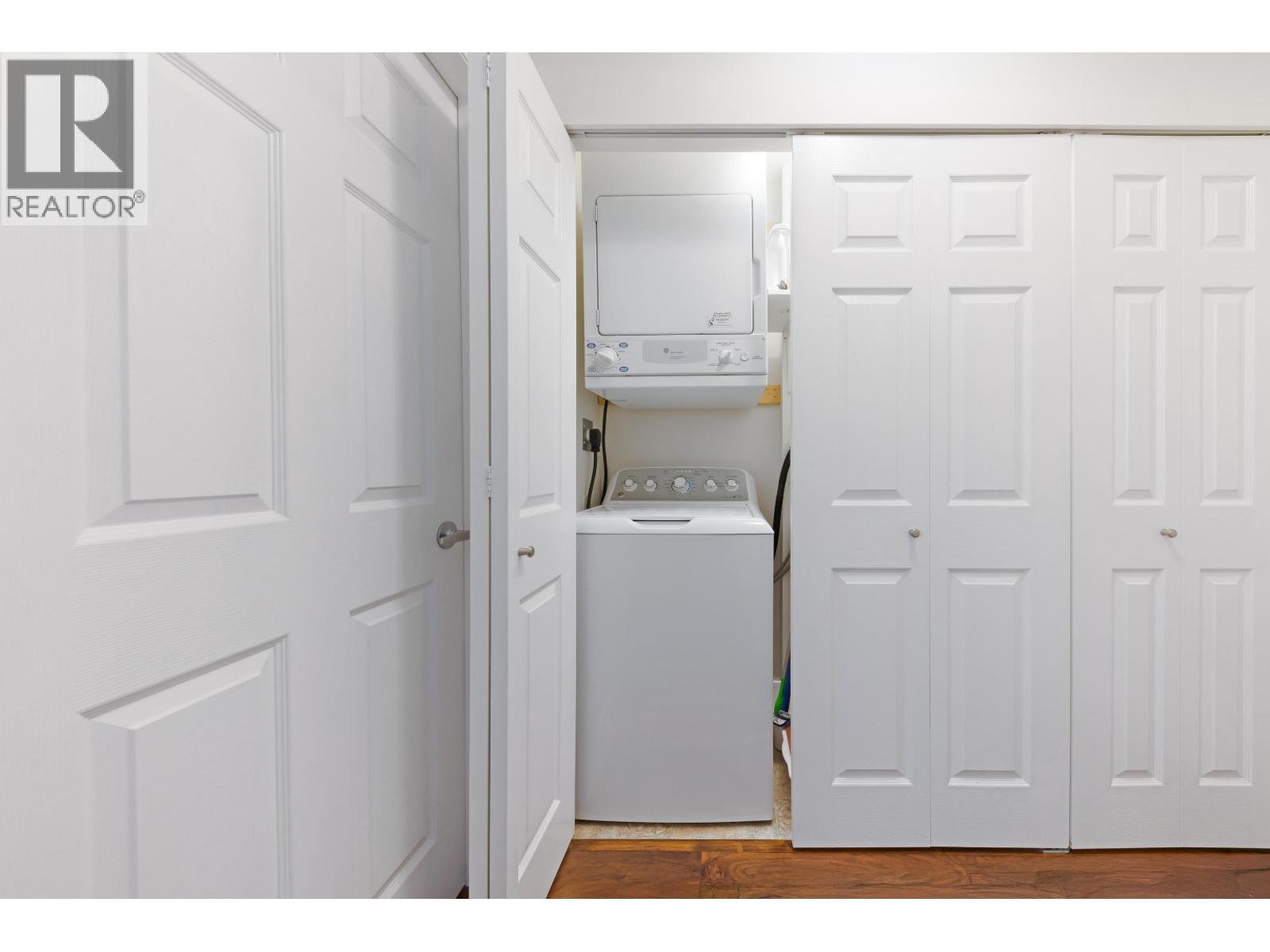 303 3950 Linwood Street, Burnaby, British Columbia  V5G 4R5 - Photo 12 - R3054601