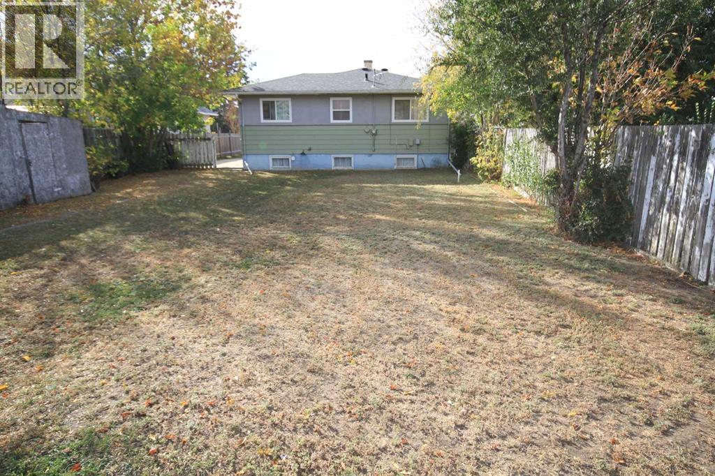 5305 56 Street, Taber, Alberta  T1G 1L8 - Photo 12 - A2261701