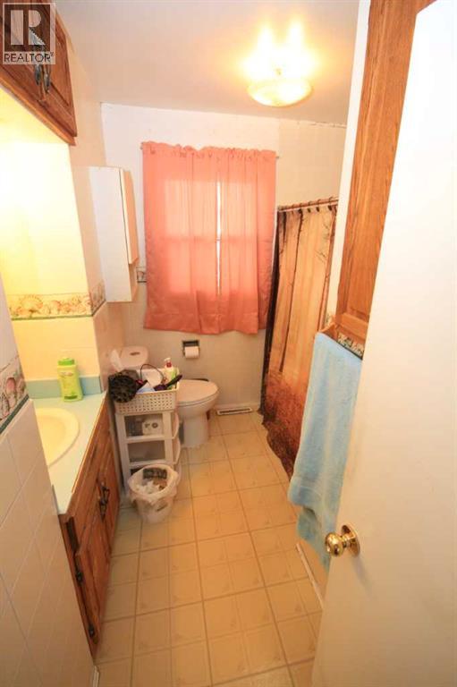 5305 56 Street, Taber, Alberta  T1G 1L8 - Photo 8 - A2261701