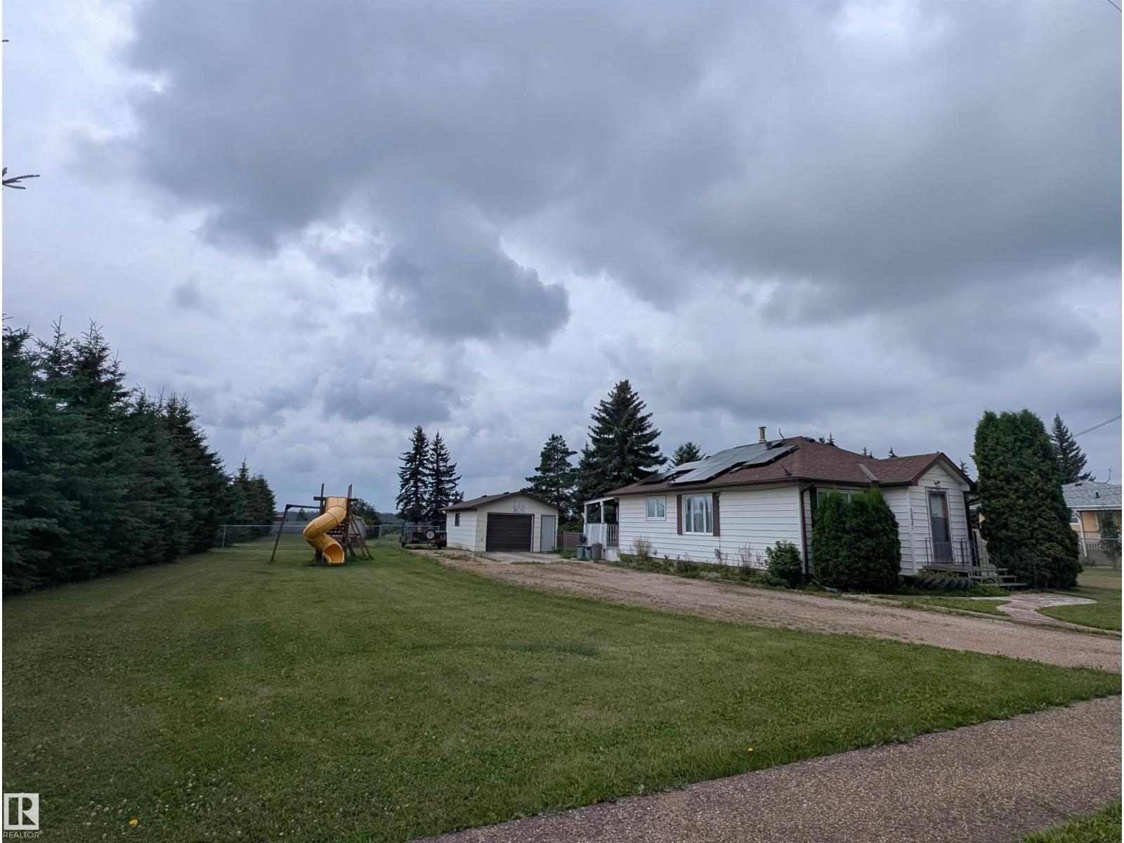 5027 49 Av, Vilna, Alberta  T0A 3L0 - Photo 2 - E4452417