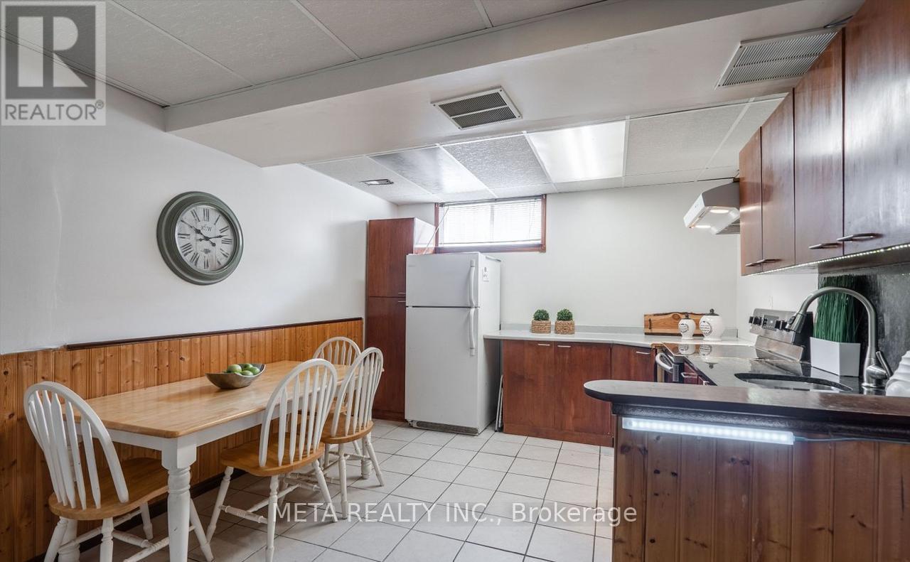 1 Resolute (Basement) Drive, Hamilton, Ontario  L9A 5J6 - Photo 8 - X12440775