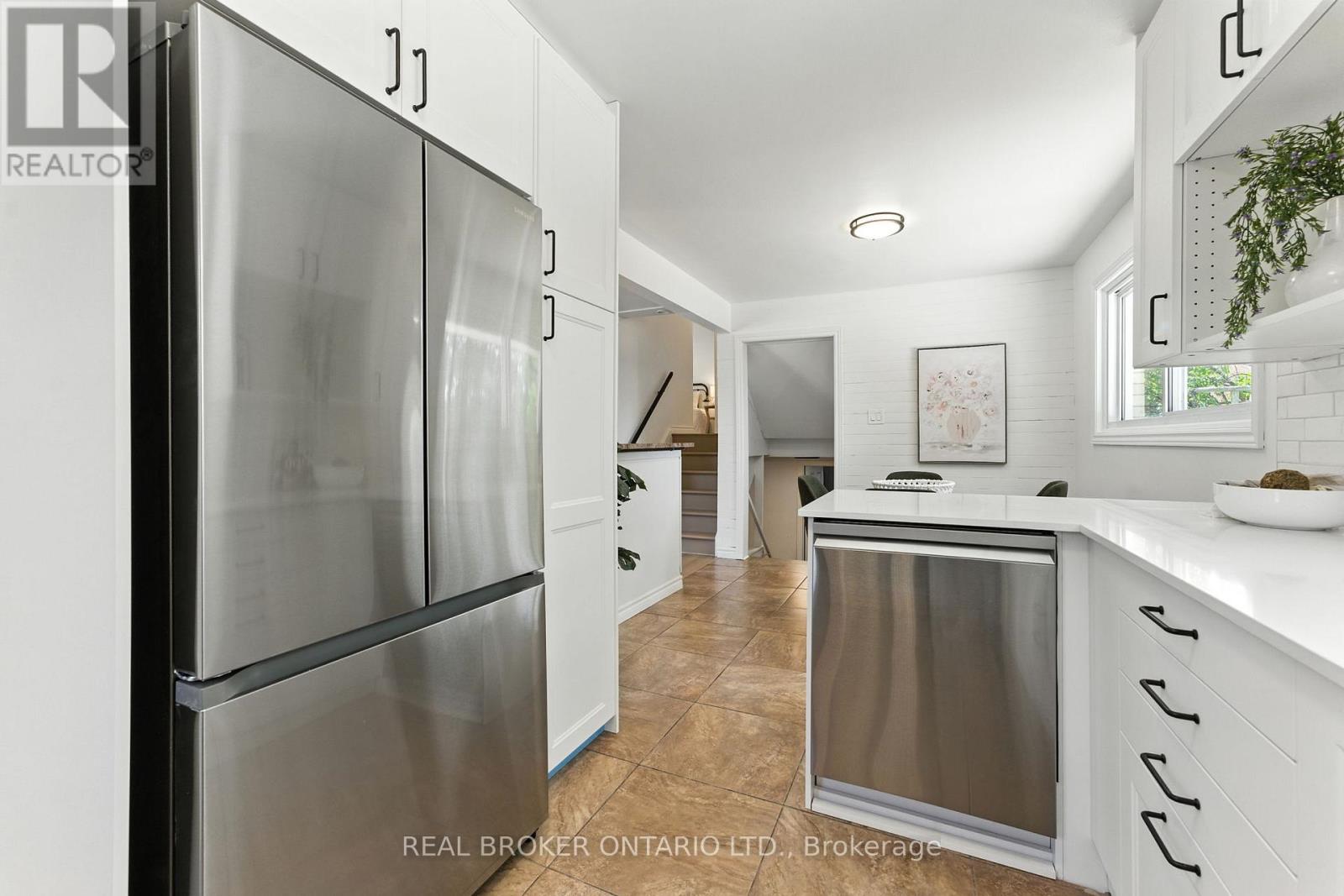 54 Gail Street, Cambridge, Ontario  N1R 4M2 - Photo 15 - X12440782