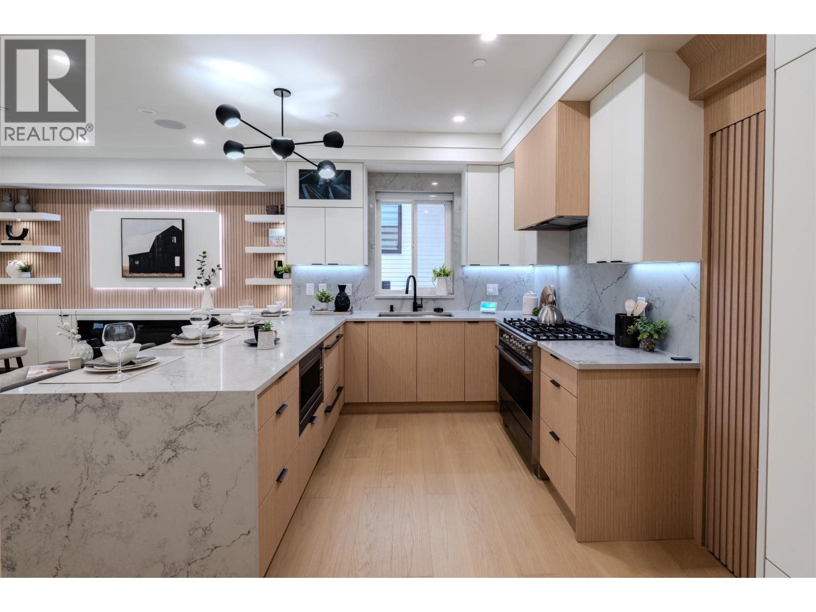 1 3576 E Pender Street, Vancouver, British Columbia  V5K 2E3 - Photo 14 - R3053889