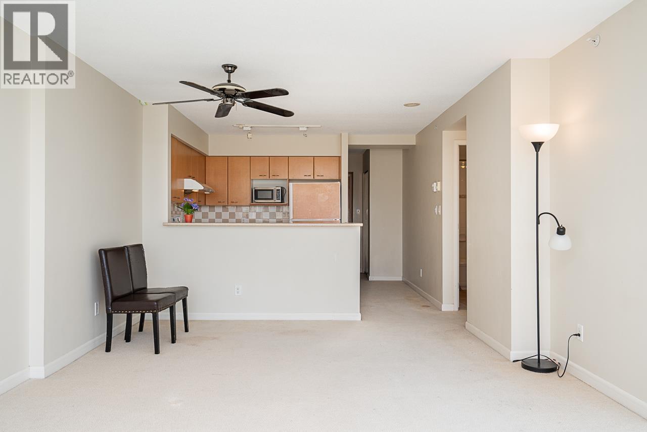 1702 6088 Willingdon Avenue, Burnaby, British Columbia  V5H 4V2 - Photo 10 - R3054115