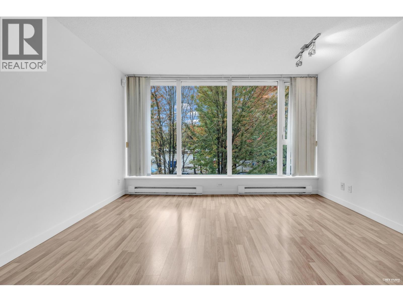 301 5028 Kwantlen Street, Richmond, British Columbia  V6X 4K2 - Photo 5 - R3054130
