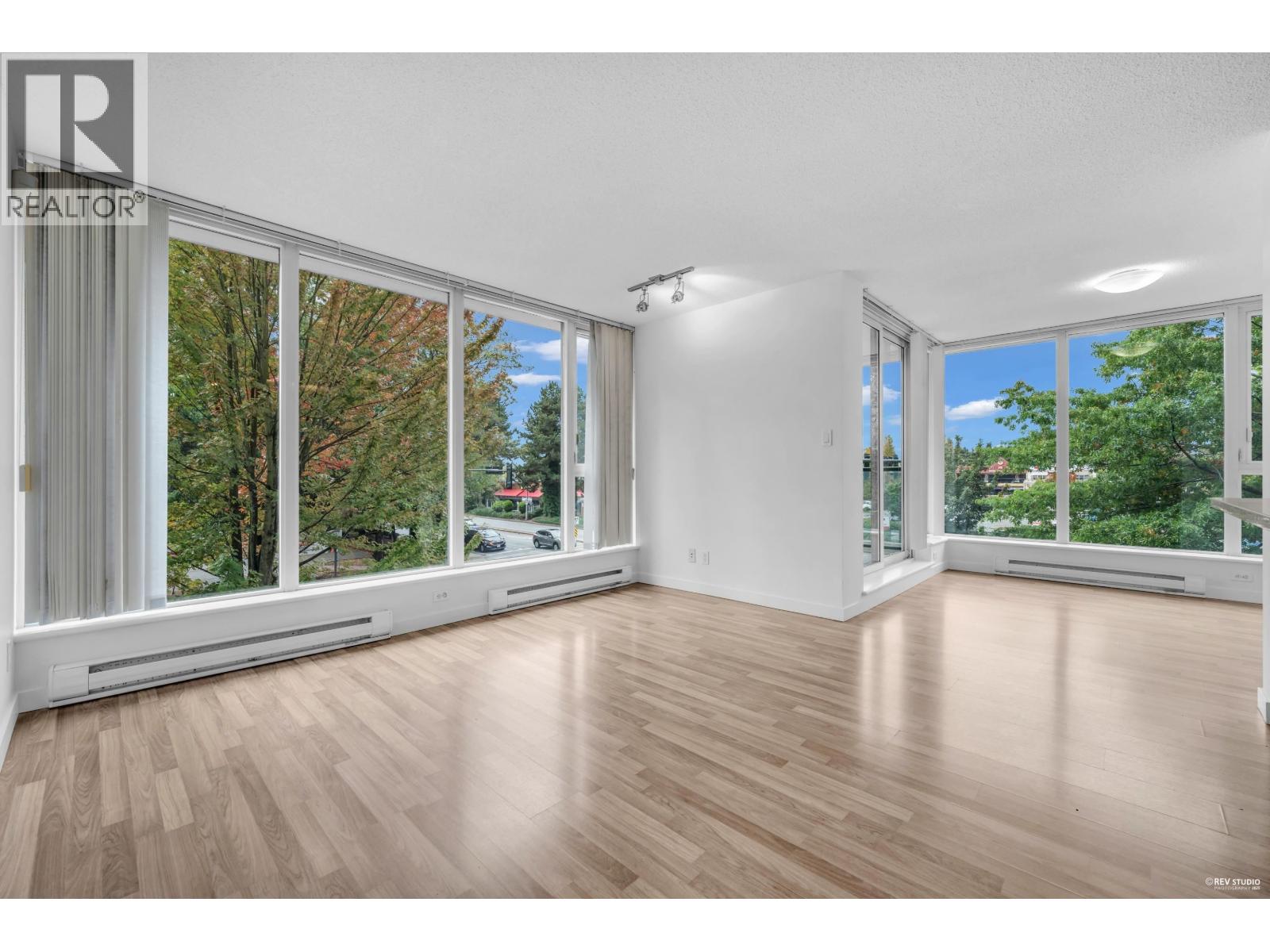 301 5028 Kwantlen Street, Richmond, British Columbia  V6X 4K2 - Photo 2 - R3054130