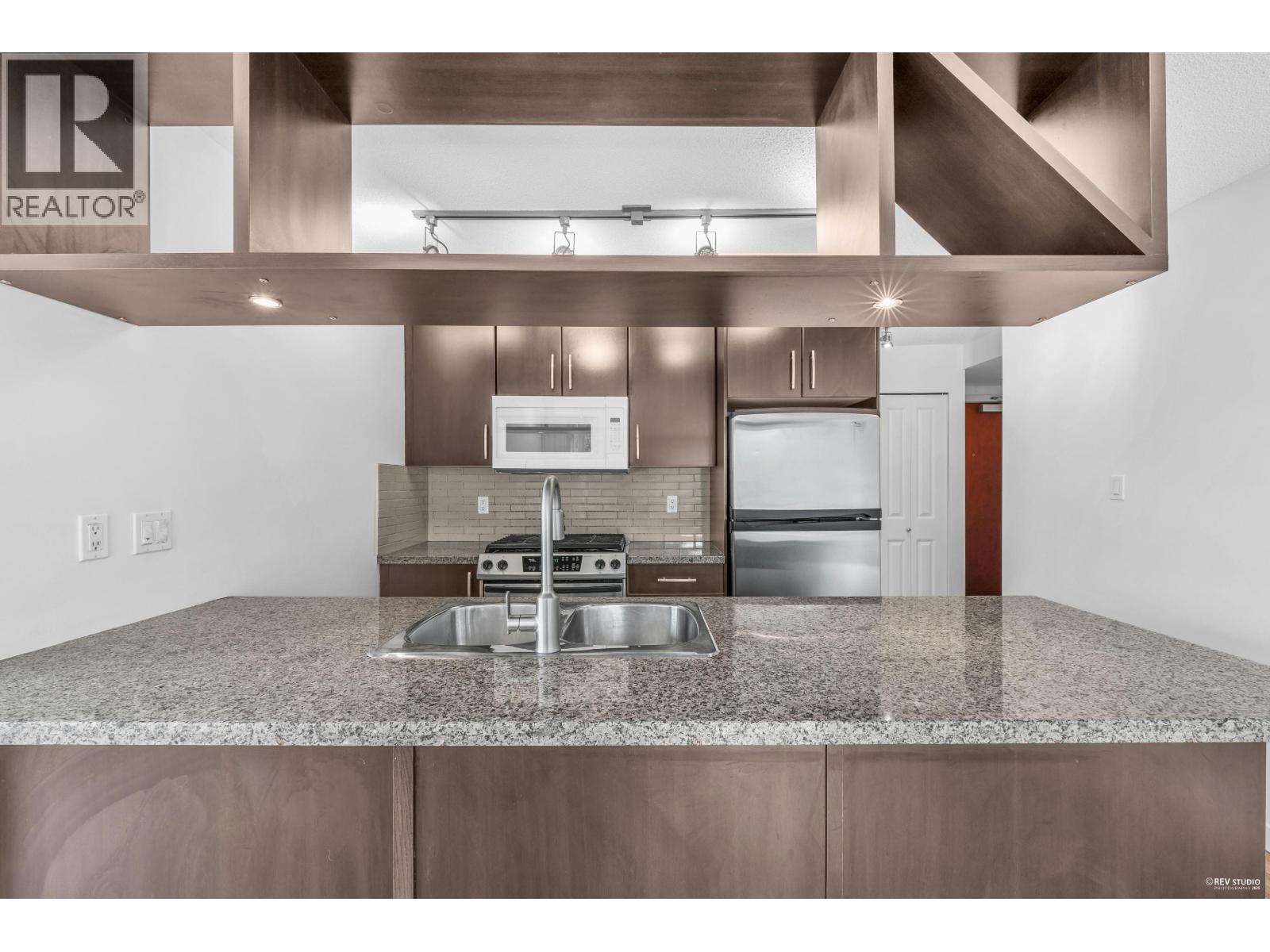 301 5028 Kwantlen Street, Richmond, British Columbia  V6X 4K2 - Photo 9 - R3054130
