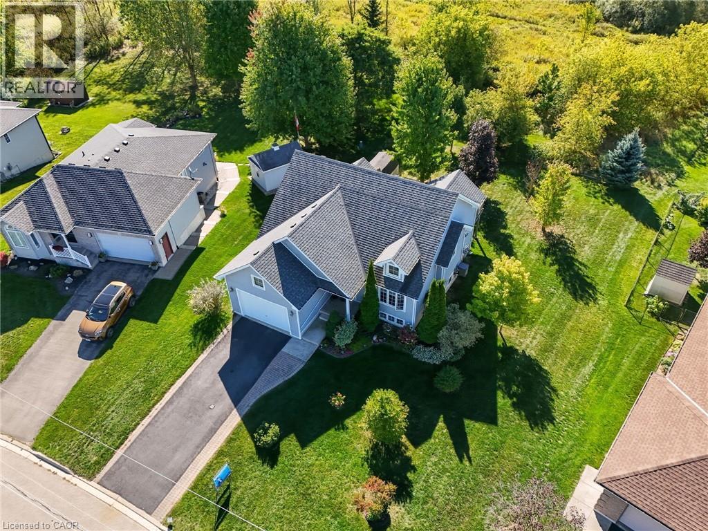 3 Barnett Street W, Listowel, Ontario  N4W 3V9 - Photo 2 - 40775751