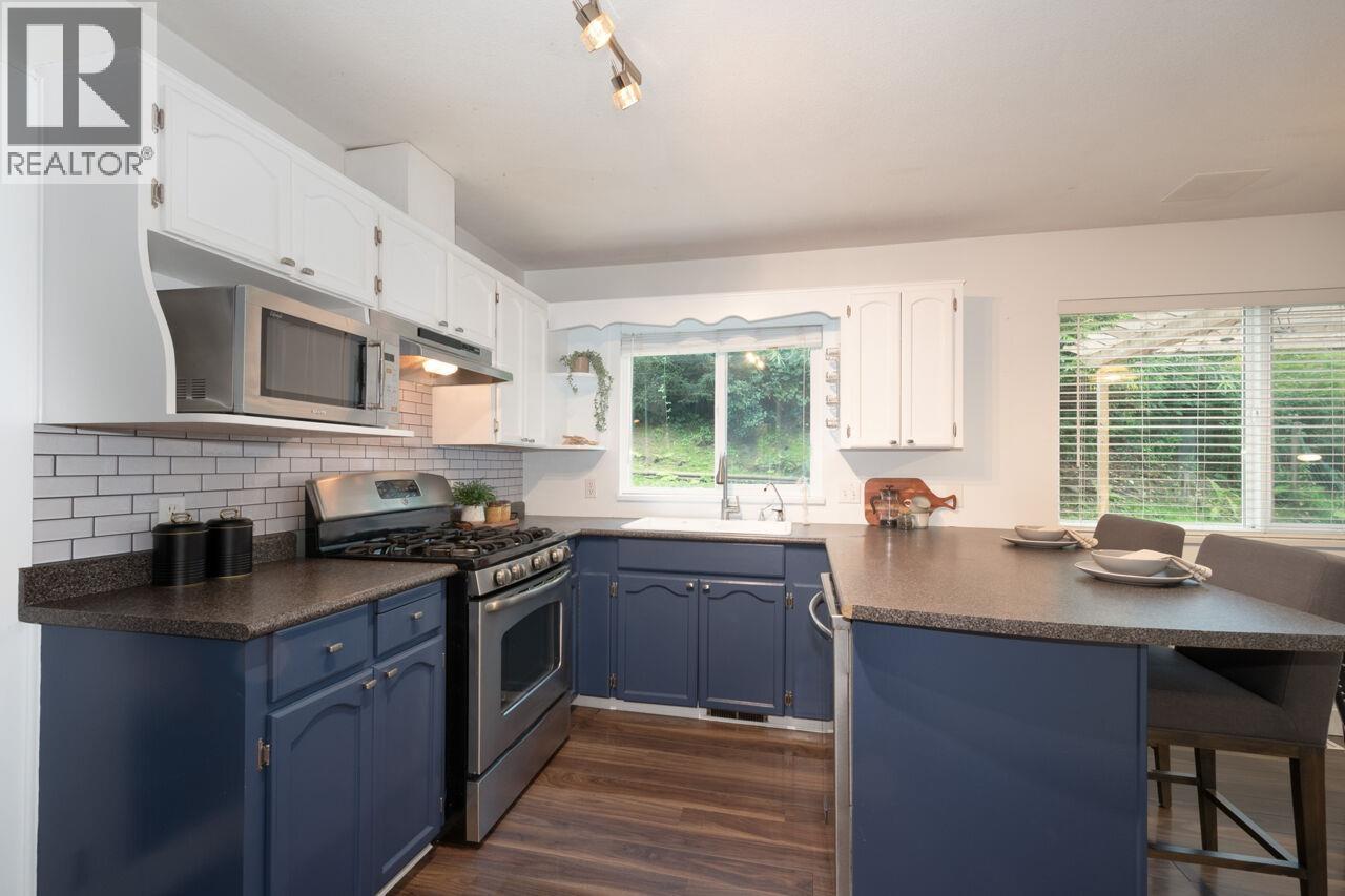 3164 Pier Drive, Coquitlam, British Columbia  V3C 5S5 - Photo 8 - R3054213