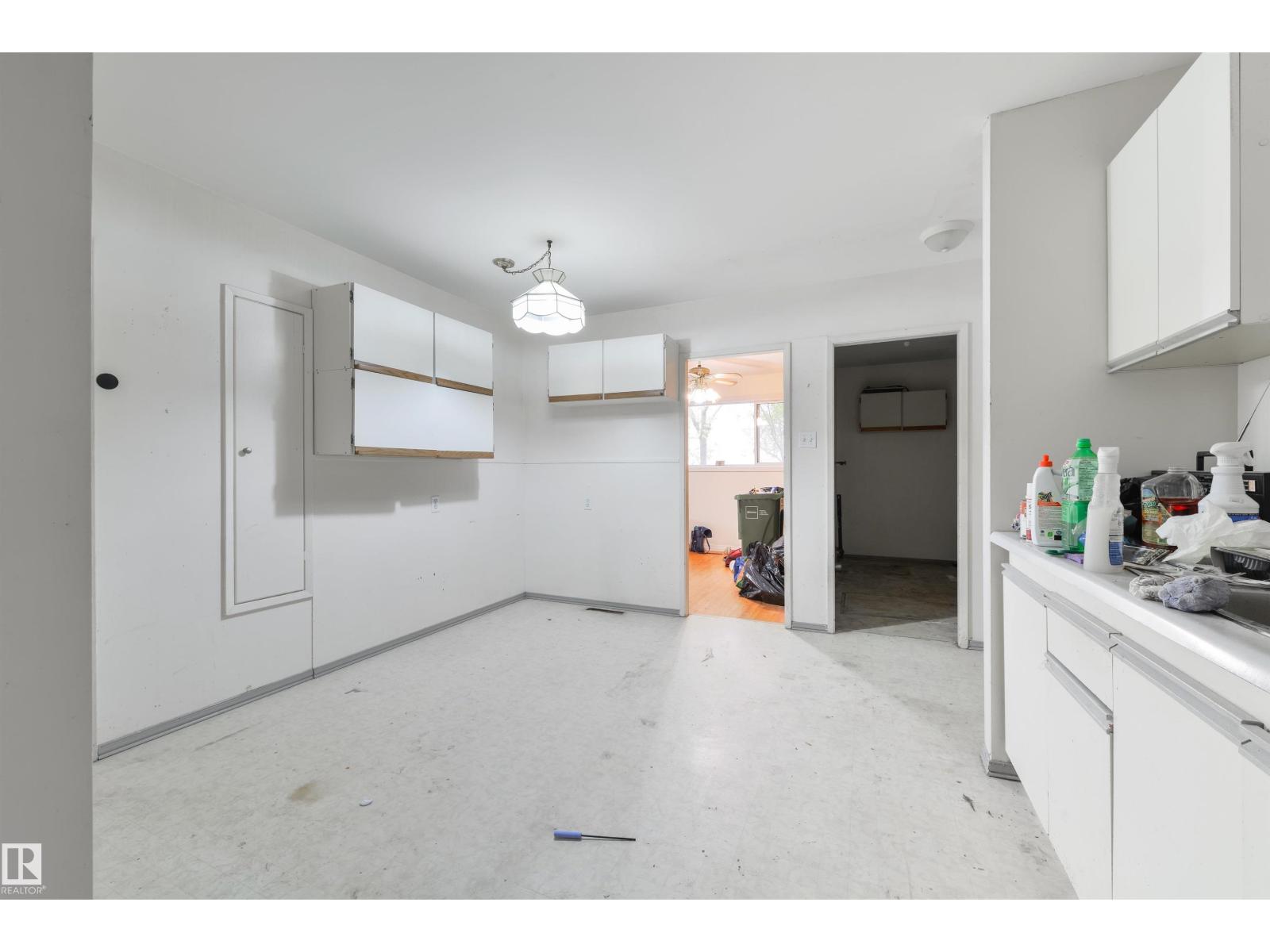 8016 159 St Nw, Edmonton, Alberta  T5R 2E4 - Photo 16 - E4460469