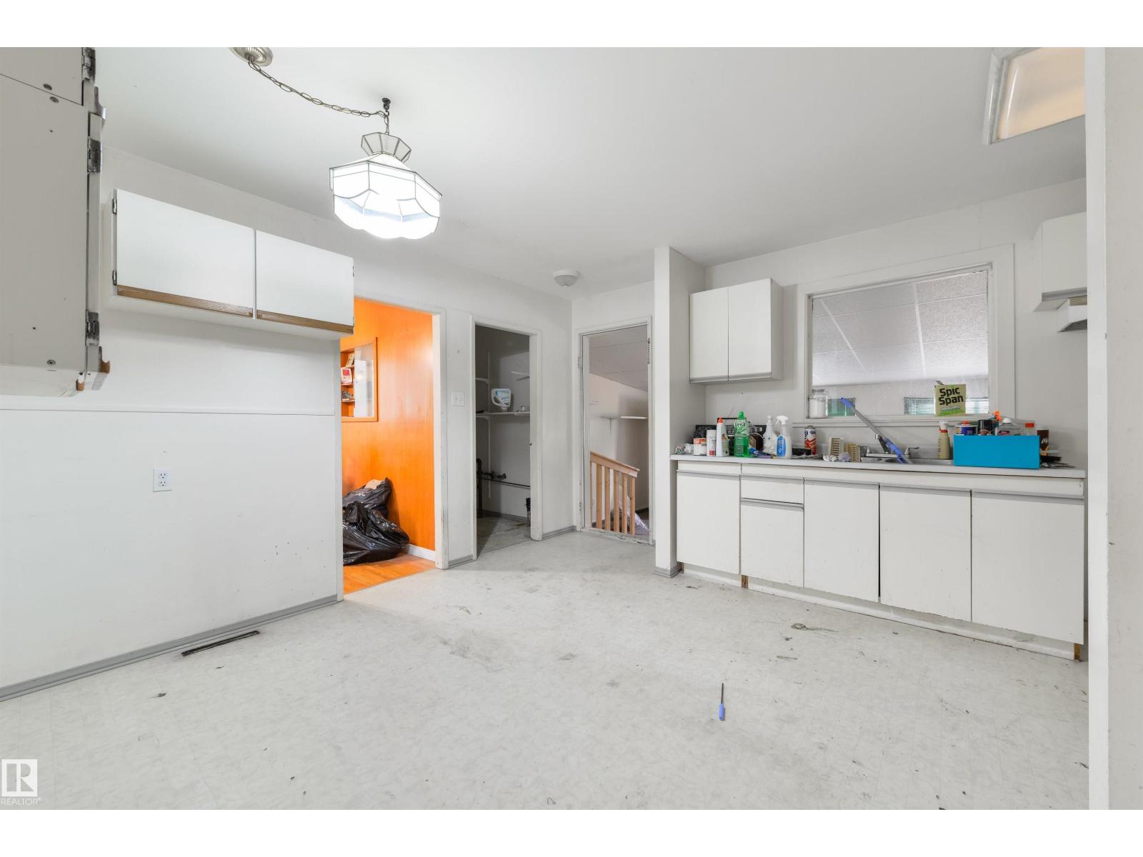 8016 159 St Nw, Edmonton, Alberta  T5R 2E4 - Photo 17 - E4460469
