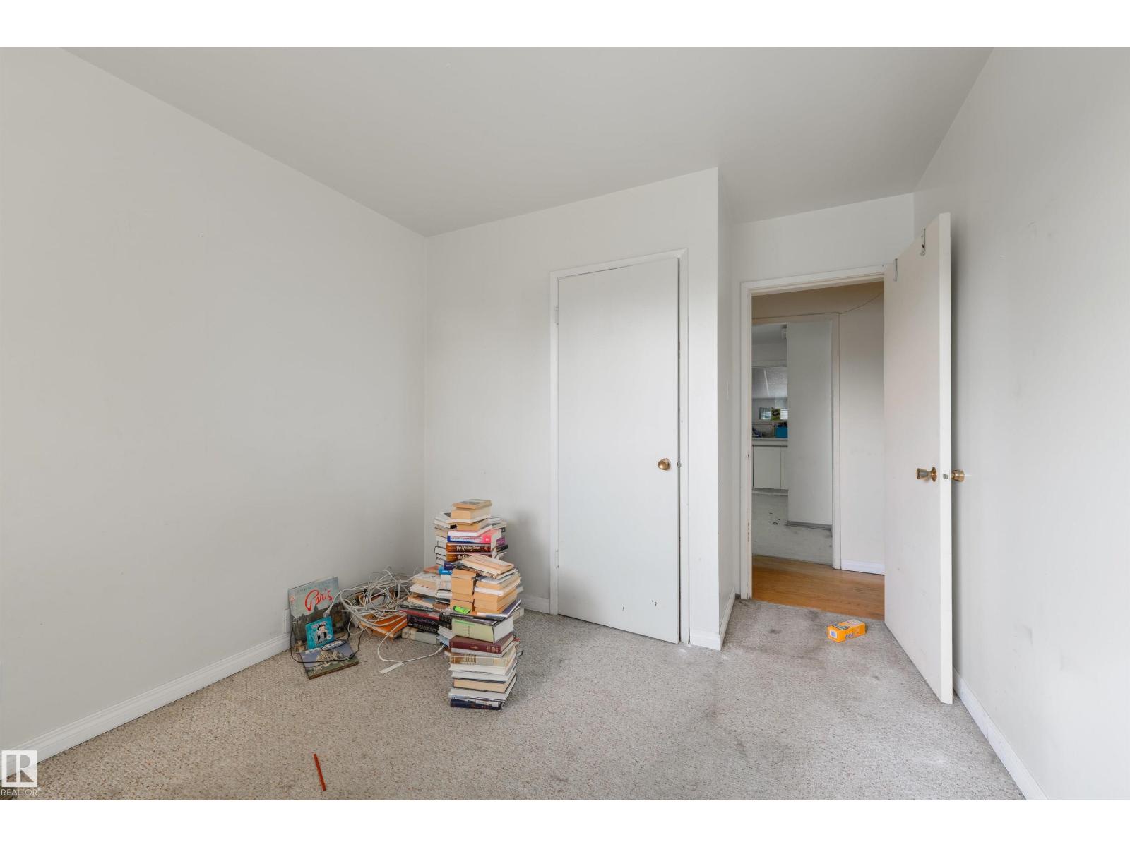 8016 159 St Nw, Edmonton, Alberta  T5R 2E4 - Photo 8 - E4460469
