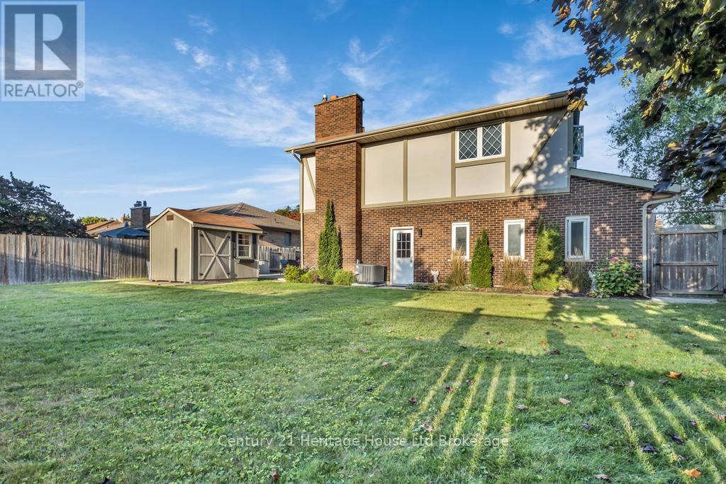4 Demeyere Avenue, Tillsonburg, Ontario  N4G 4V5 - Photo 31 - X12440820