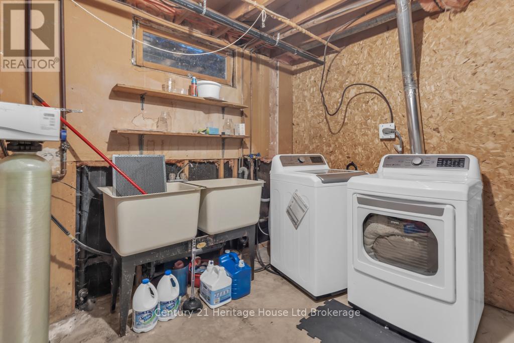 4 Demeyere Avenue, Tillsonburg, Ontario  N4G 4V5 - Photo 37 - X12440820