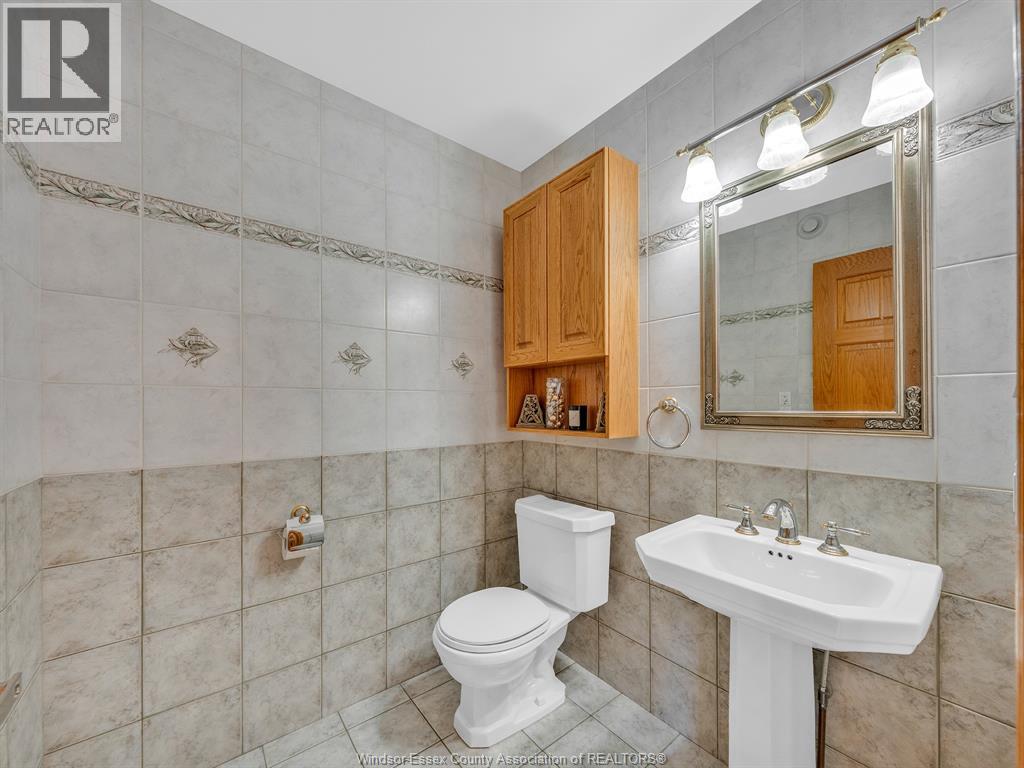 633 Old Tecumseh Road East, Lakeshore, Ontario  N0R 1A0 - Photo 16 - 25025143