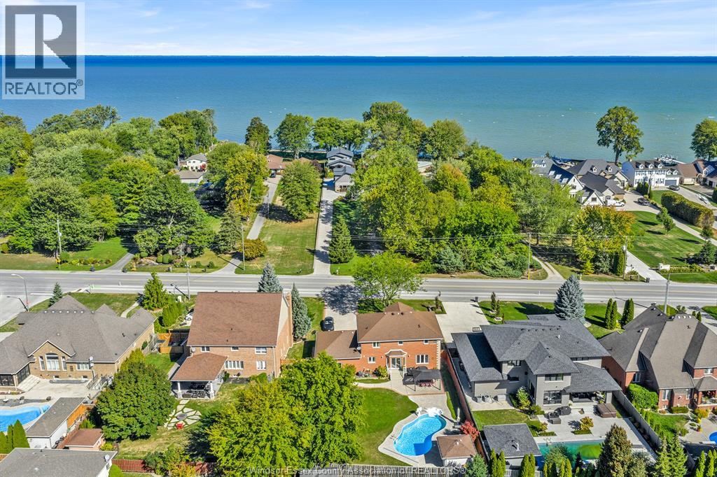 633 Old Tecumseh Road East, Lakeshore, Ontario  N0R 1A0 - Photo 4 - 25025143