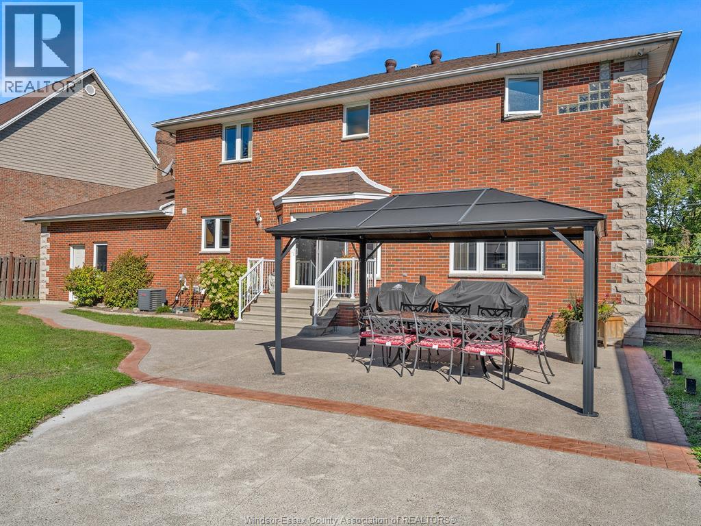 633 Old Tecumseh Road East, Lakeshore, Ontario  N0R 1A0 - Photo 49 - 25025143