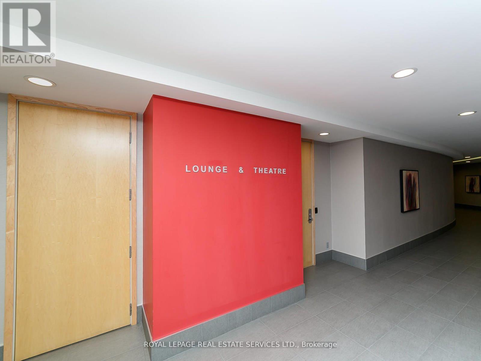 407 - 10 Queens Quay W, Toronto, Ontario  M5J 2R9 - Photo 33 - C12432291