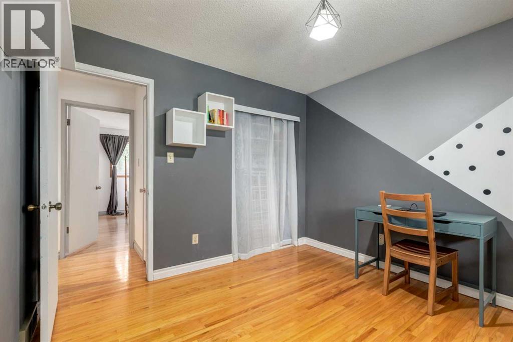 7103 Hunterwood Road Nw, Calgary, Alberta  T2K 4J5 - Photo 17 - A2250804