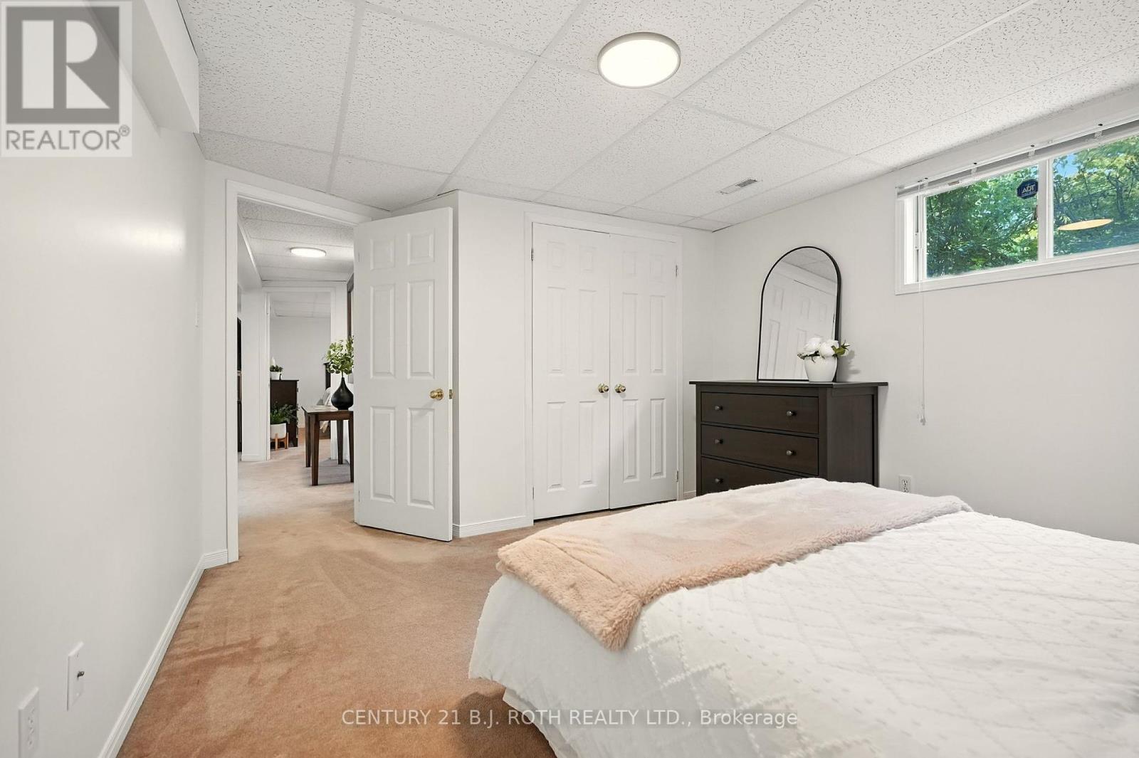 188 Mapleton Avenue, Barrie, Ontario  L4N 8T6 - Photo 31 - S12438001