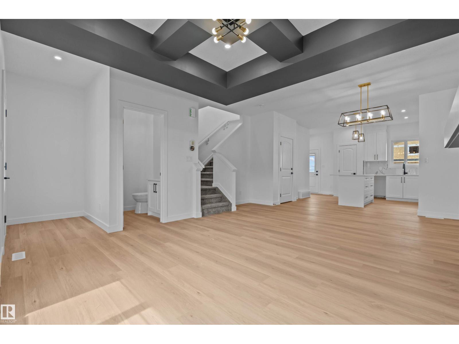 9905 107 Av, Morinville, Alberta  T8R 2P1 - Photo 10 - E4460474