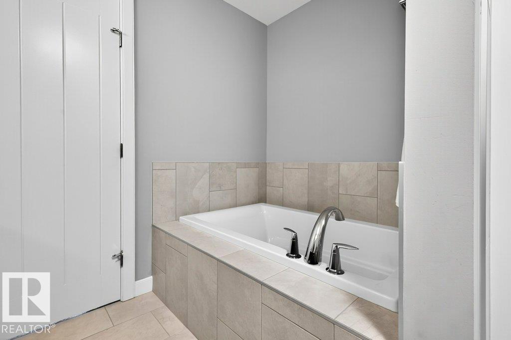 22540 82 Av Nw Nw, Edmonton, Alberta  T5T 7G1 - Photo 35 - E4460475