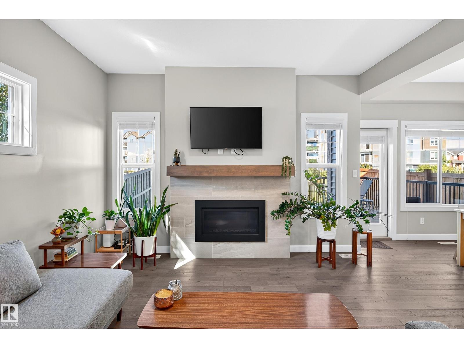 22540 82 Av Nw Nw, Edmonton, Alberta  T5T 7G1 - Photo 5 - E4460475