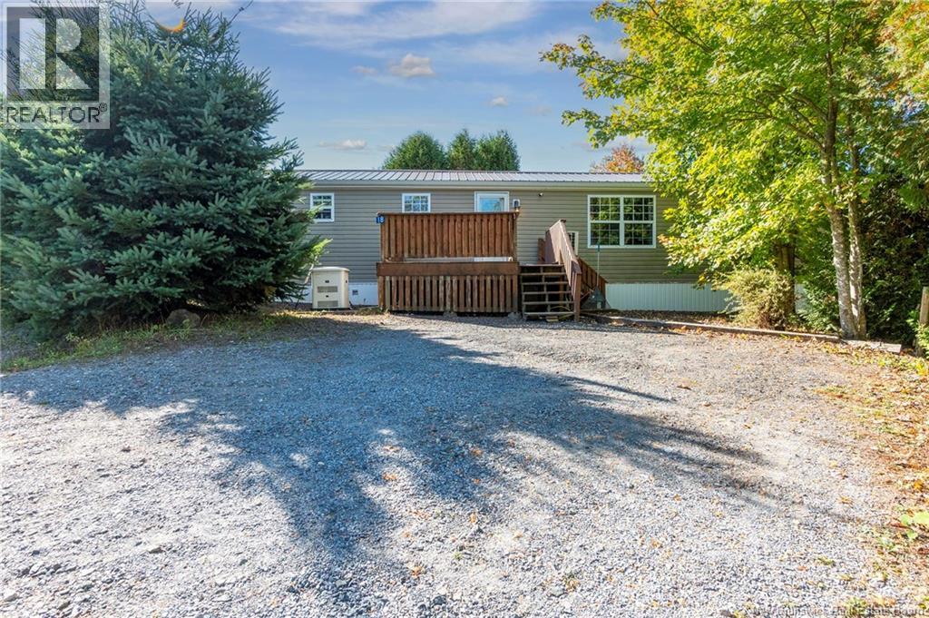 18 Fifth Street, Quispamsis, New Brunswick  E2G 1W3 - Photo 1 - NB127747