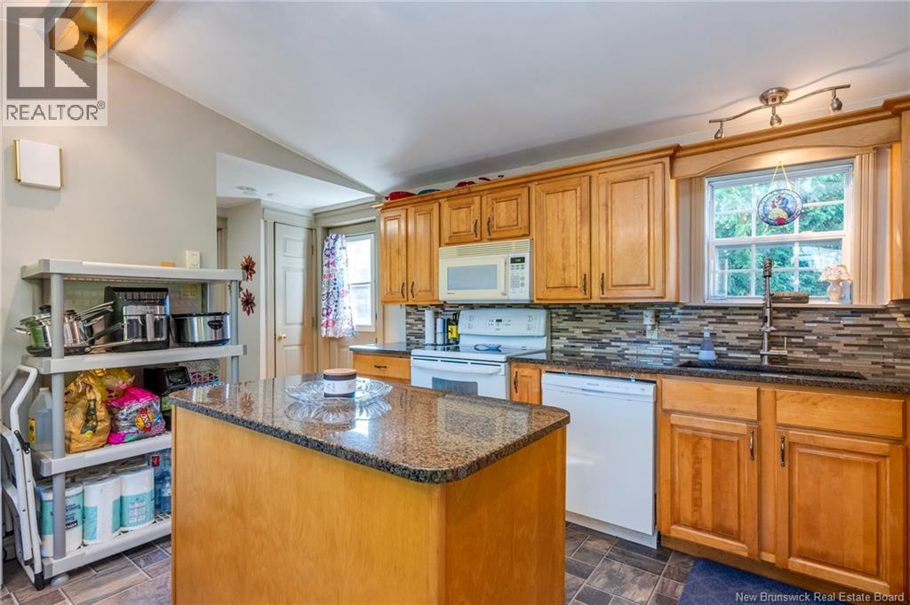 18 Fifth Street, Quispamsis, New Brunswick  E2G 1W3 - Photo 4 - NB127747