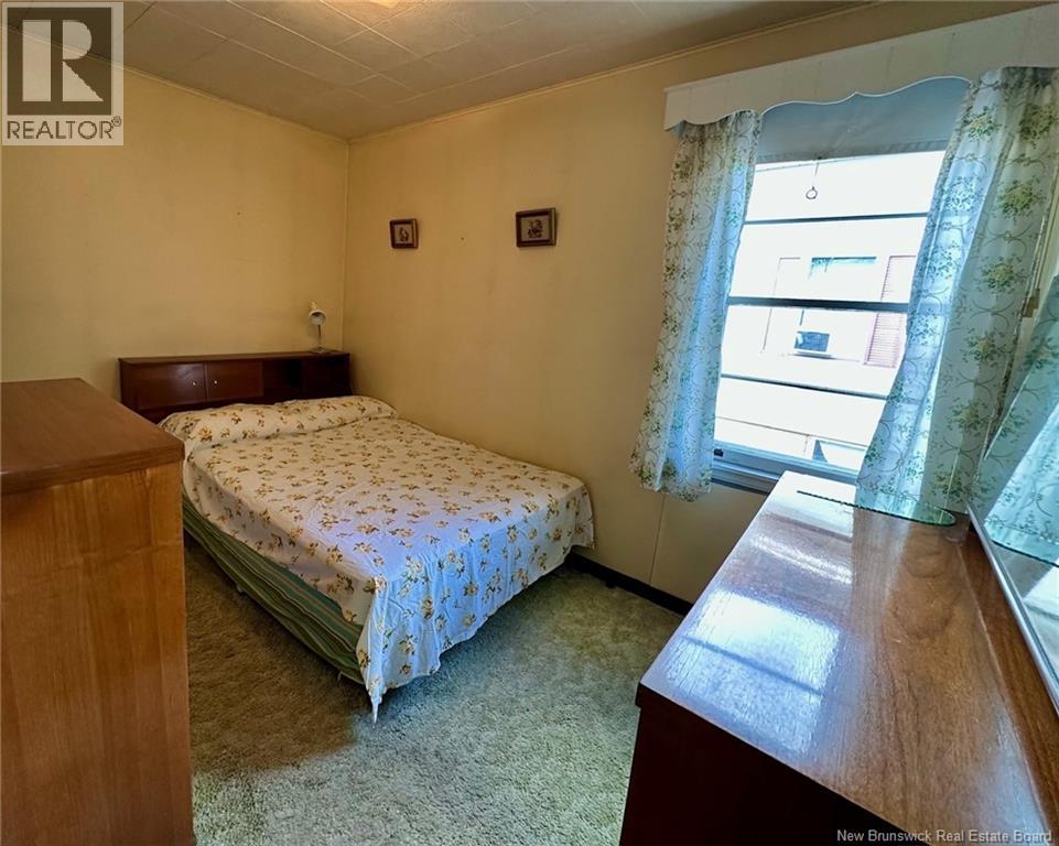 16 Seventh Street, Moncton, New Brunswick  E1E 3G1 - Photo 11 - NB127738