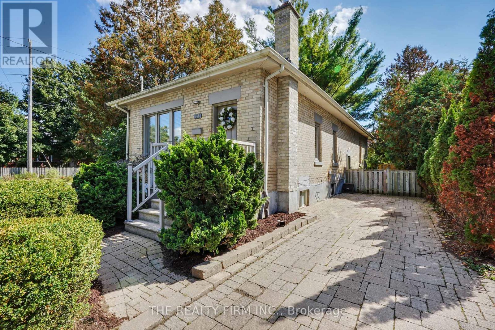 230 Edinburgh Street, London North, Ontario  N6H 1M3 - Photo 36 - X12433746