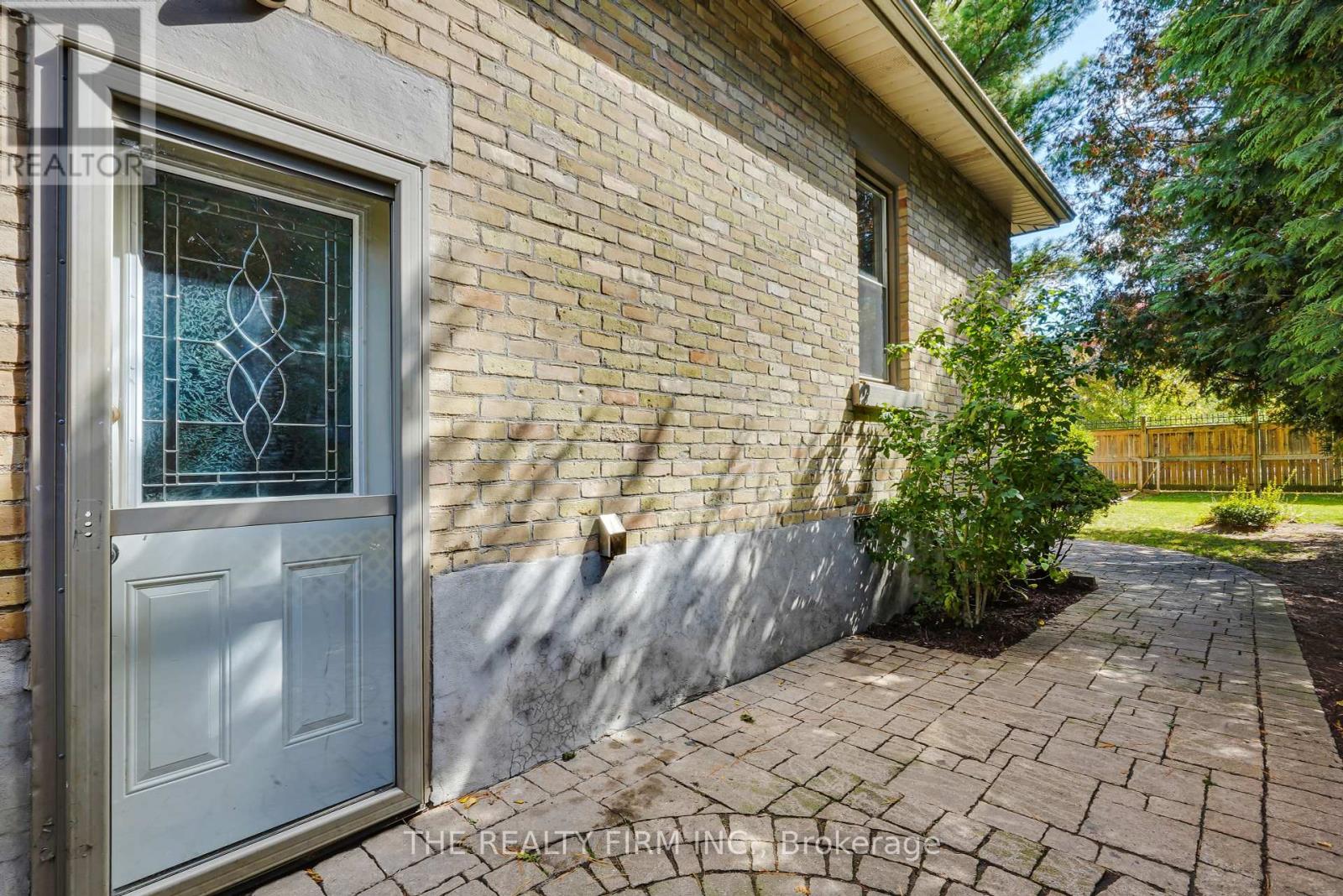 230 Edinburgh Street, London North, Ontario  N6H 1M3 - Photo 29 - X12433746