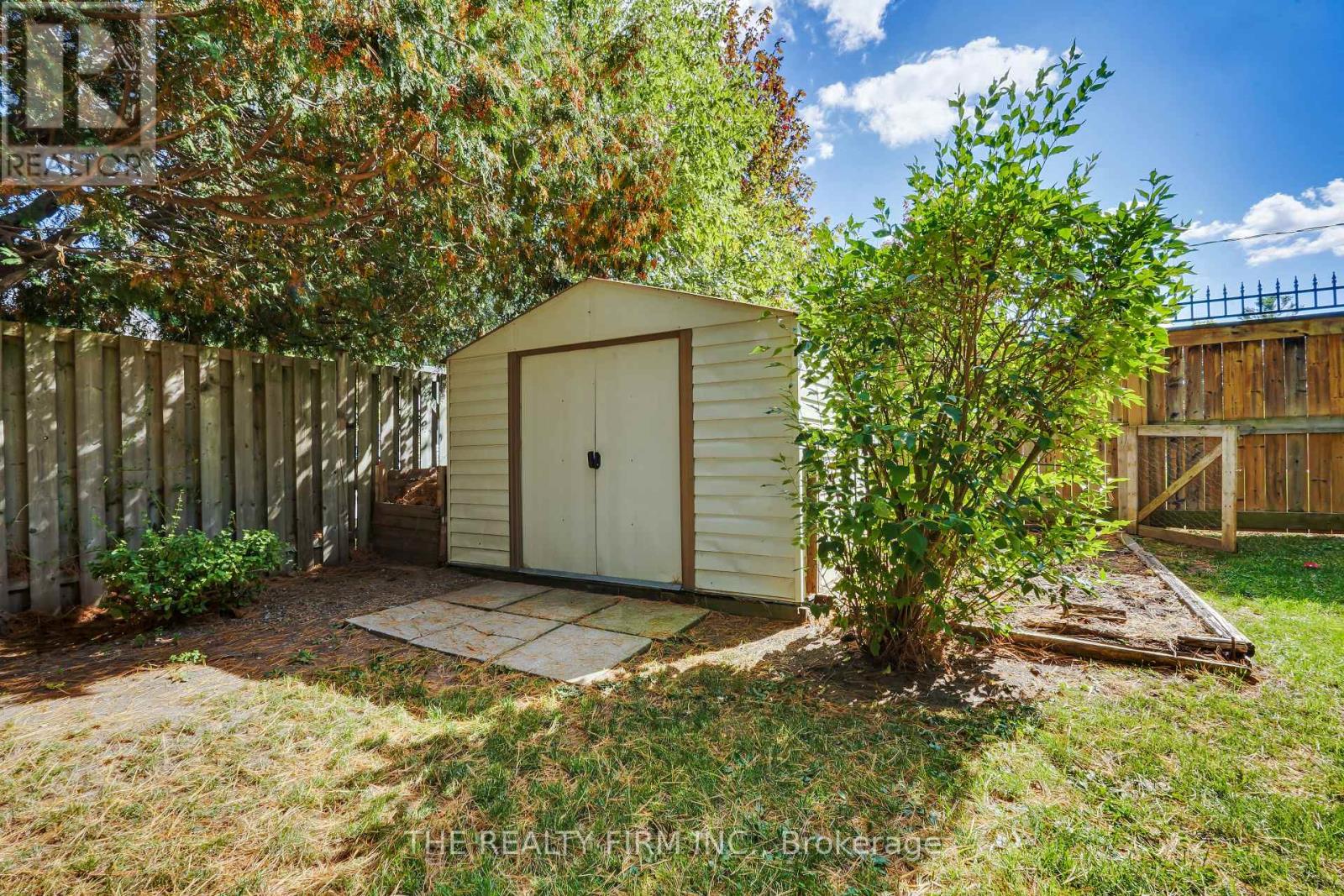 230 Edinburgh Street, London North, Ontario  N6H 1M3 - Photo 34 - X12433746